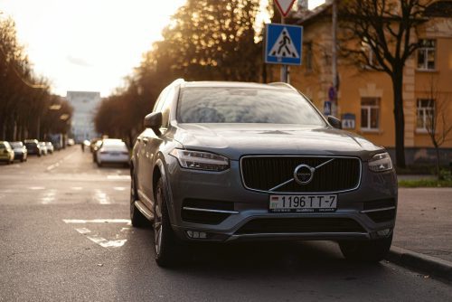 Jakie są wersje Volvo XC60?